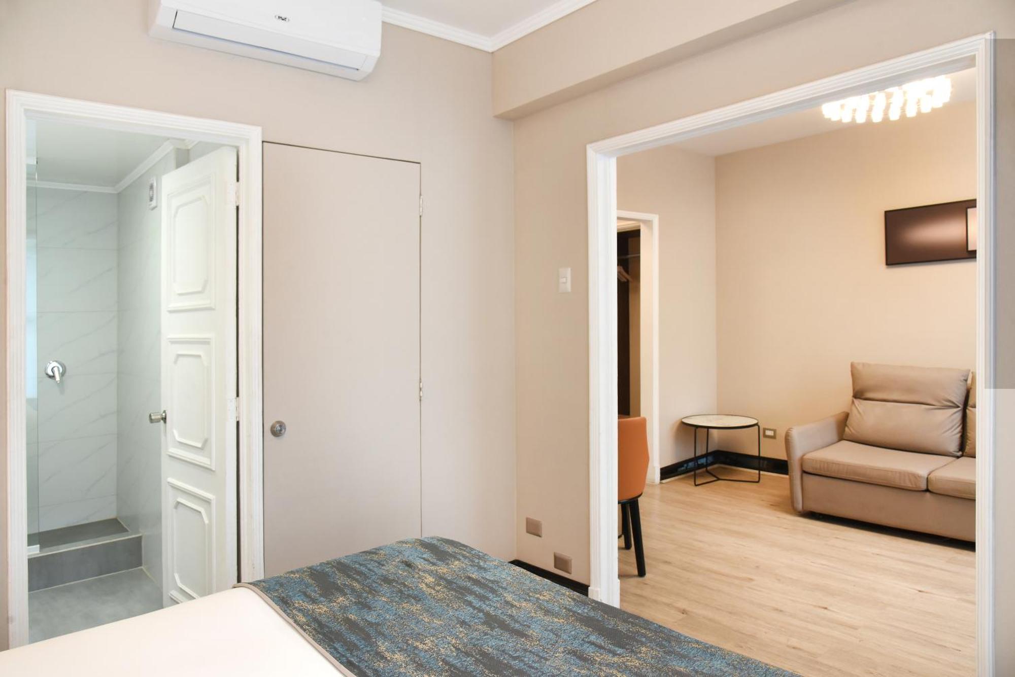 Hotel Hw Express Santiago Exterior photo